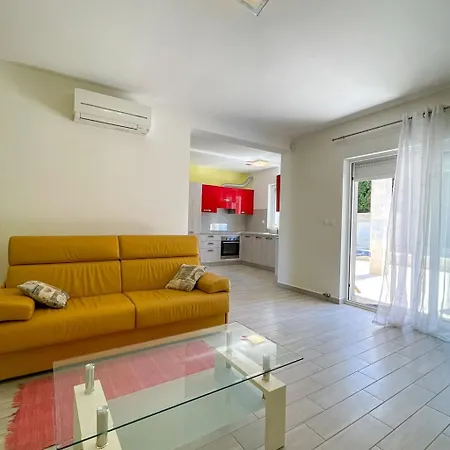 Monte Kope By Interhome Pula